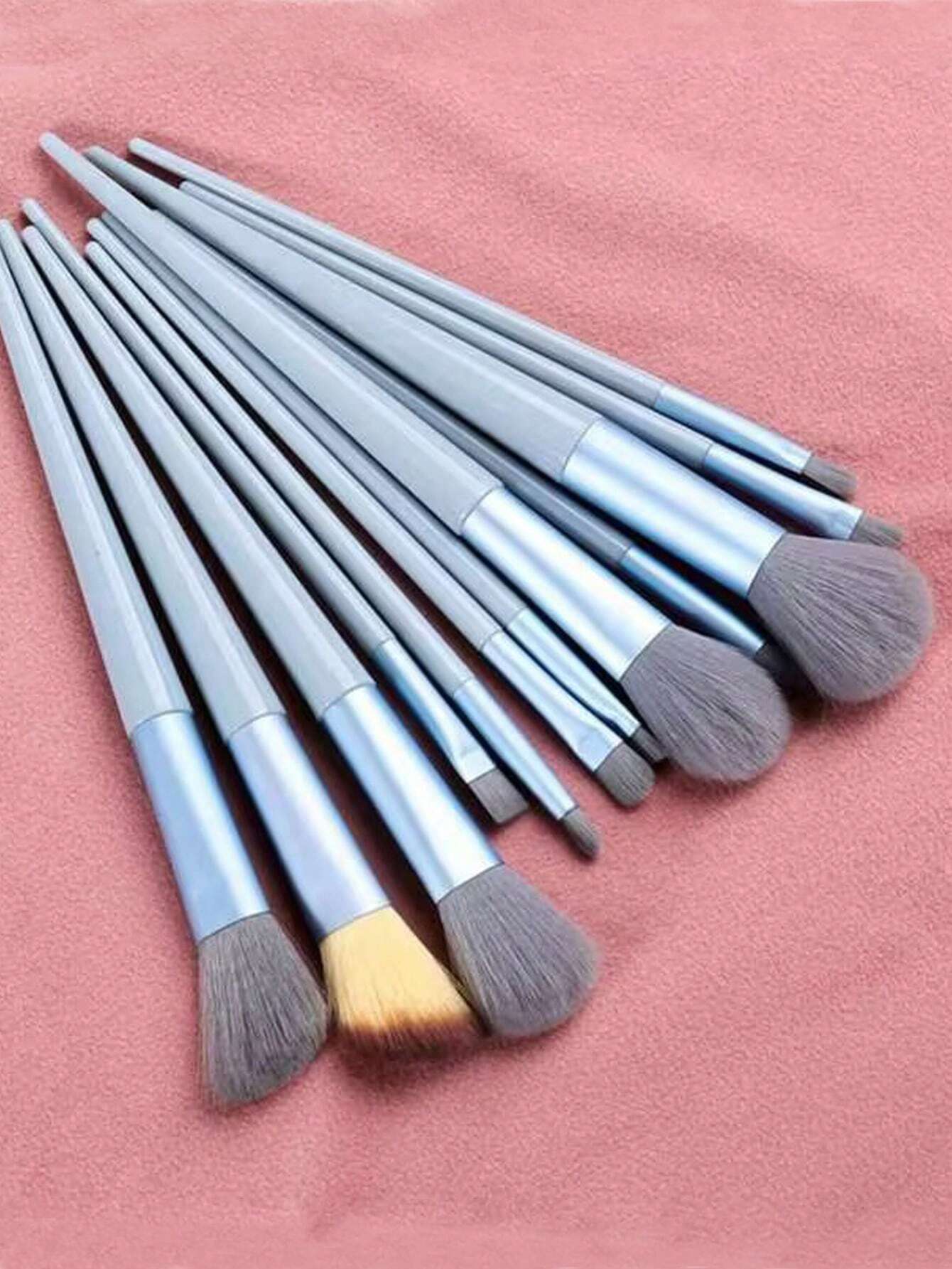 Shein 13pcs Blue Makeup Brushes Set + 2 Sponge - الصورة 7