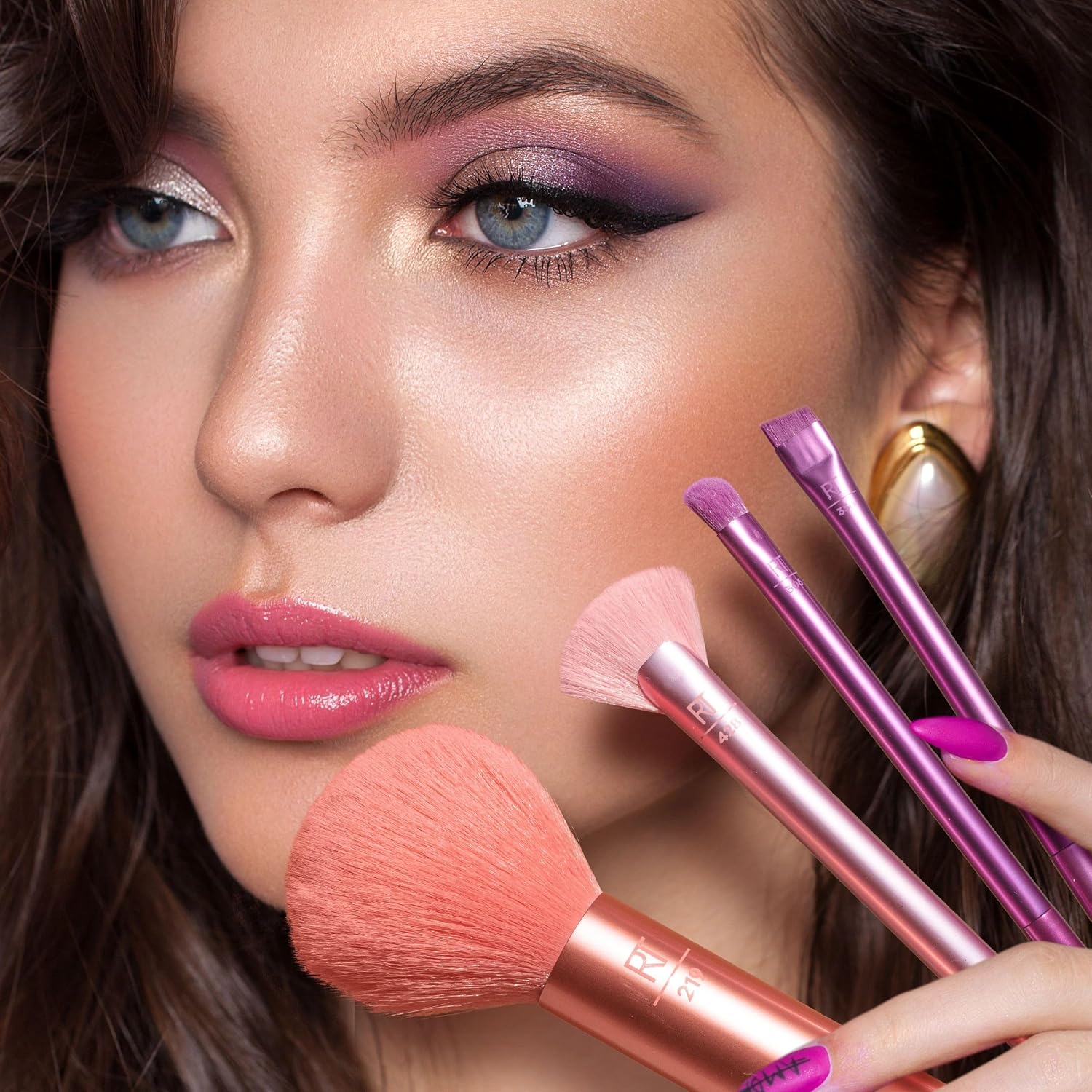 Real Techniques Insta Artist Brush Kit - الصورة 7