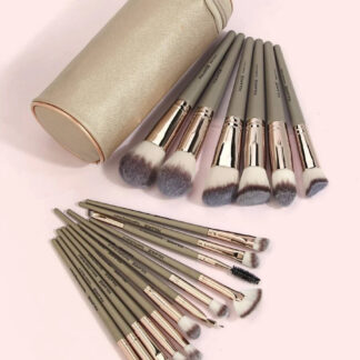 Maange 18-piece brush set with luxury bag
